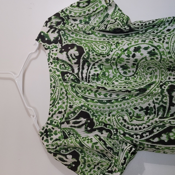 Banana Republic Women's  Silk Top Size Large - Picture 3 of 8